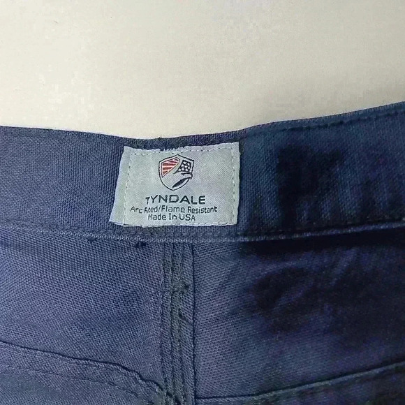 TYNDALE ArcRated Flame Resistant 5  pocket Pants. Men's size 30x34 - Picture 7 of 9